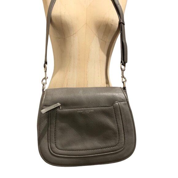 Marc Jacobs Empire City Messenger Leather Crossbody - Picture 2 of 13